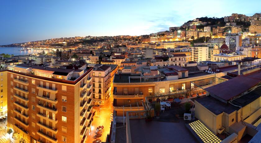 Exe Majestic Hotell Napoli Eksteriør bilde