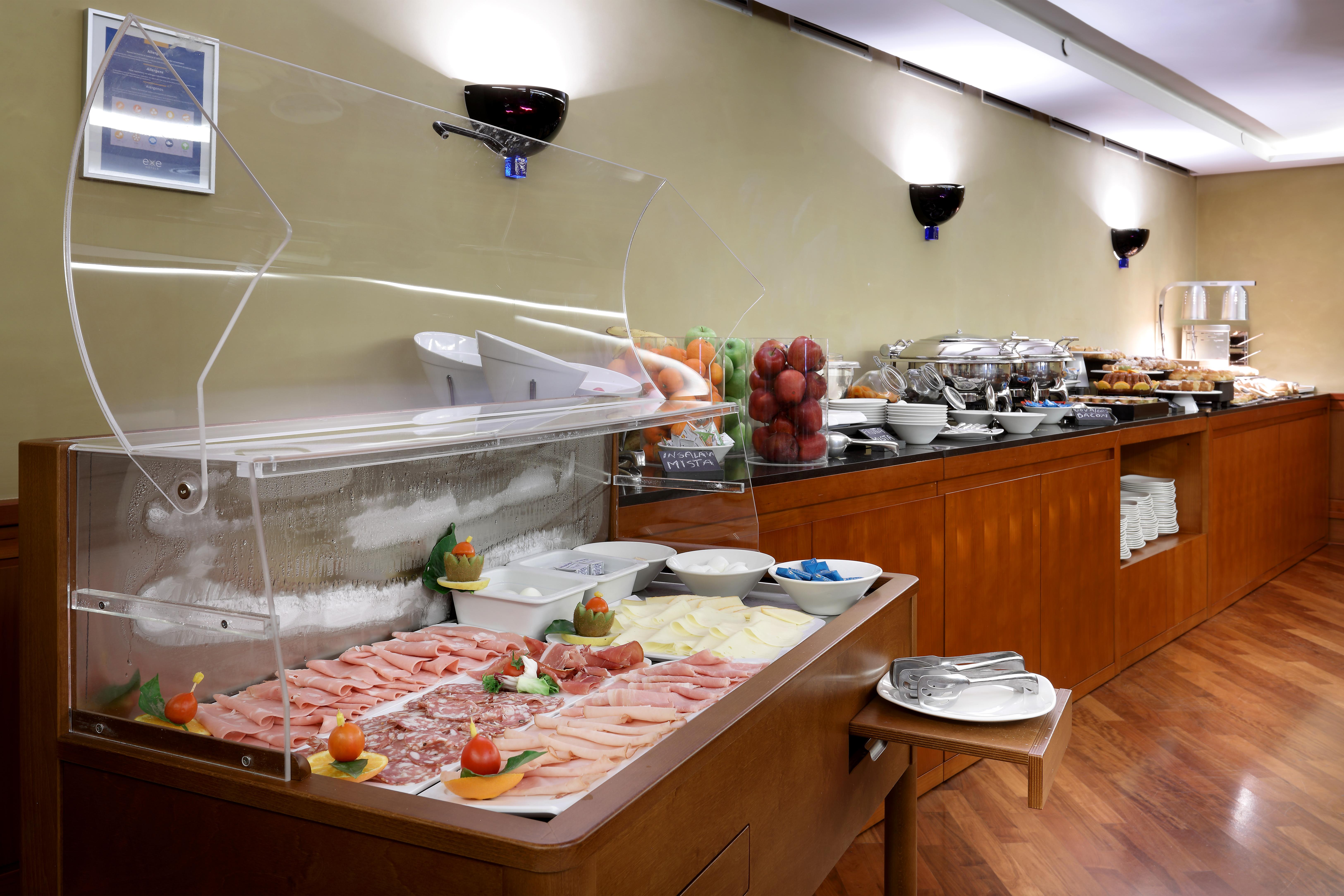 Exe Majestic Hotell Napoli Eksteriør bilde