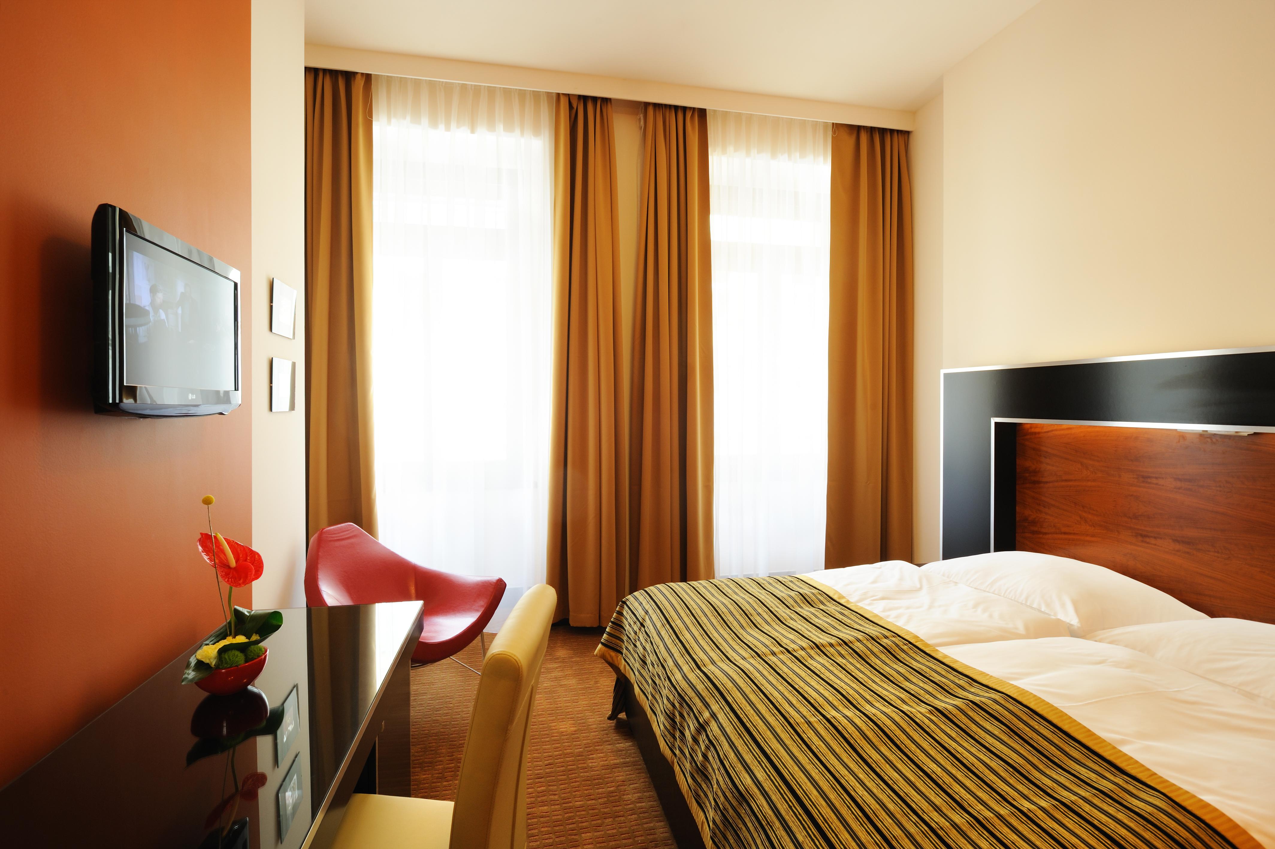 Exe Majestic Hotell Napoli Rom bilde