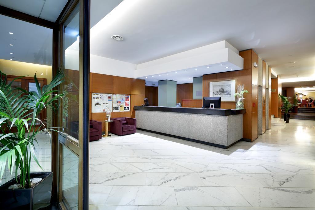 Exe Majestic Hotell Napoli Eksteriør bilde