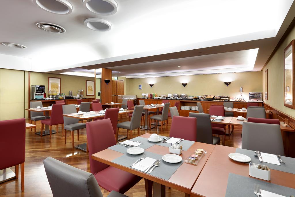 Exe Majestic Hotell Napoli Eksteriør bilde